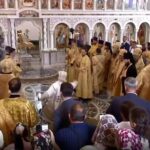 Πατριάρχης Μόσχας: Ατύχημα την ώρα της λειτουργίας – Γλίστρησε και έπεσε στο δάπεδο