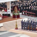 Κηδεύτηκε ο επίτιμος Πάπας Βενέδικτος στο Βατικανό