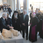 Αρχιεπίσκοπος: “Εύχομαι η πρωτοβουλία του Πάπα Φραγκίσκου να βρει κι άλλους μιμητές”
