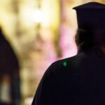 Επιχειρηματίας έγινε… ιερέας για να γλιτώσει από τα χρέη του