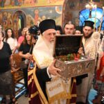 Η Νέα Ερυθραία υποδέχτηκε την Τίμια Χείρα της Αγίας Μεγαλομάρτυρος Αικατερίνης