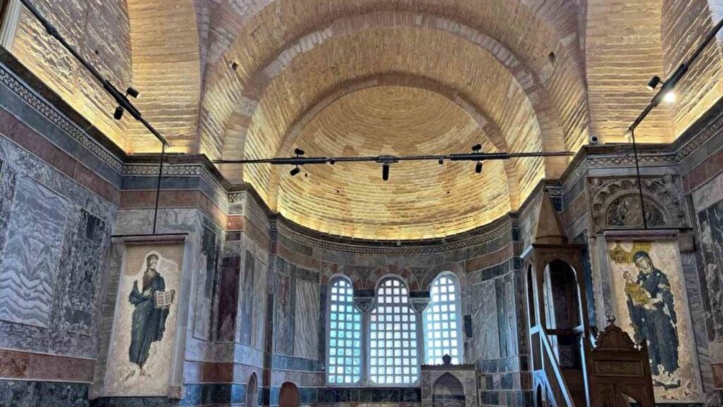 Κωνσταντινούπολη: Σε τζαμί μετατρέπεται άλλος ένας βυζαντινός ναός