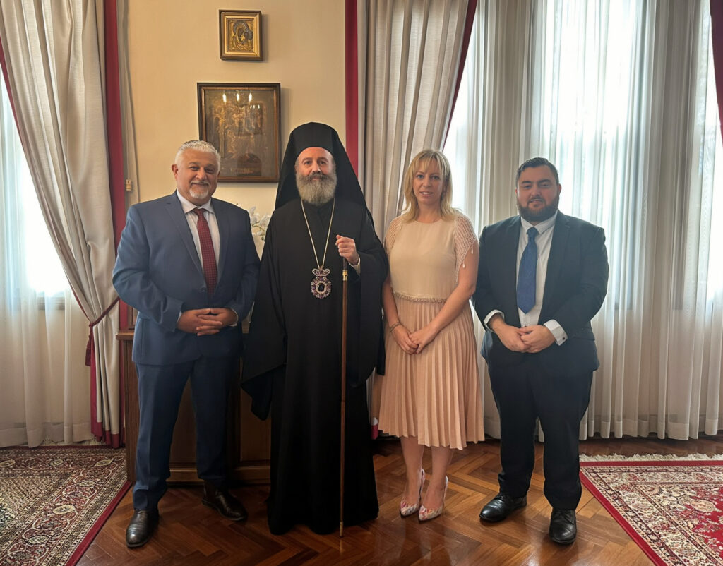 Η ηγεσία της Κρητικής Ομοσπονδίας Αυστραλίας και Ν. Ζηλανδίας στον Αρχιεπίσκοπο Αυστραλίας 