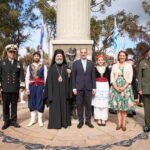 Ο Αρχιεπίσκοπος Αυστραλίας στα αποκαλυπτήρια Μνημείου για τη Μάχη της Κρήτης στην Πέρθη