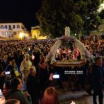 Χιλιάδες πιστών στη συνάντηση των Επιταφίων στο Ναύπλιο