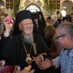 Ο Οικ. Πατριάρχης στην Ι.Μ. Παναγίας «Άξιον Εστί», στην Ι. Επισκοπή Χώρας 
