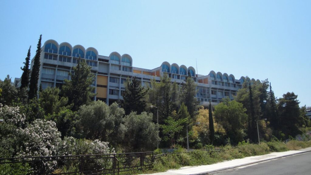 Κήρυξη επετείου της Εξέγερσης της Νομικής Σχολής ως ημέρα αργίας για τη Θεολογική του ΕΚΠΑ