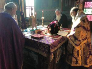 Προηγιασμένη Θ. Λειτουργία από τον Μητροπολίτη Θεσσαλιώτιδος