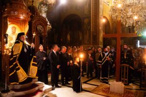 Η Ακολουθία των Αχράντων Παθών στο Μητροπολιτικό Ναό της Καλαμάτας