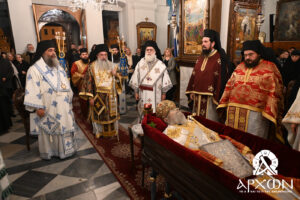 Αγρυπνία ενώπιον του σκηνώματος του μακαριστού Μητροπολίτη Κυδωνίας Δαμασκηνού