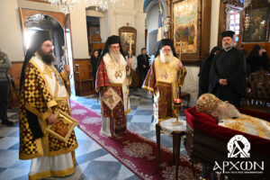 Αρχιερατικό Συλλείτουργο ενώπιον του σκηνώματος του Μητροπολίτη Κυδωνίας