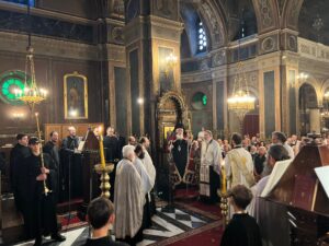 Αρχιεπίσκοπος: “Η Αγία Ειρήνη να αγκαλιάσει τις πληγές που μάχονται την ειρήνη του κόσμου”