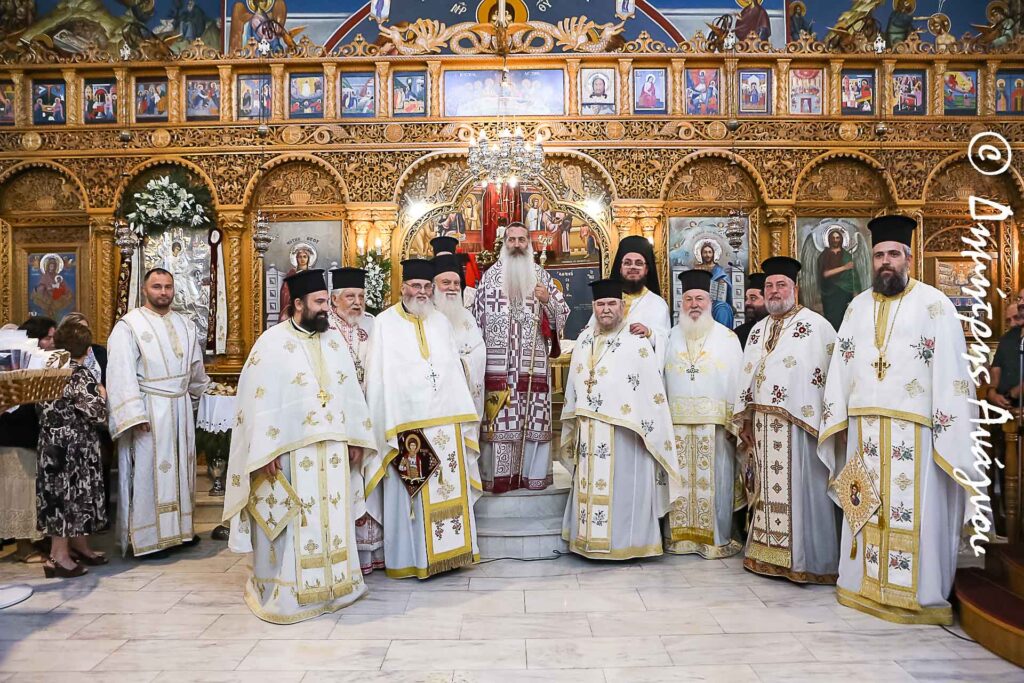 Λαμπρά Εγκαίνια του Ι.Ν. Αγίου Γεωργίου στα Καλύβια Λαμίας