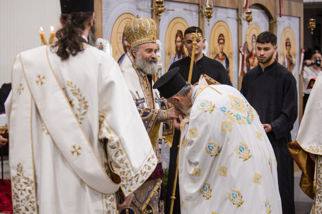 Χειροθεσία Πρωτοπρεσβυτέρου του Οικουμενικού Θρόνου στο Ντάργουιν