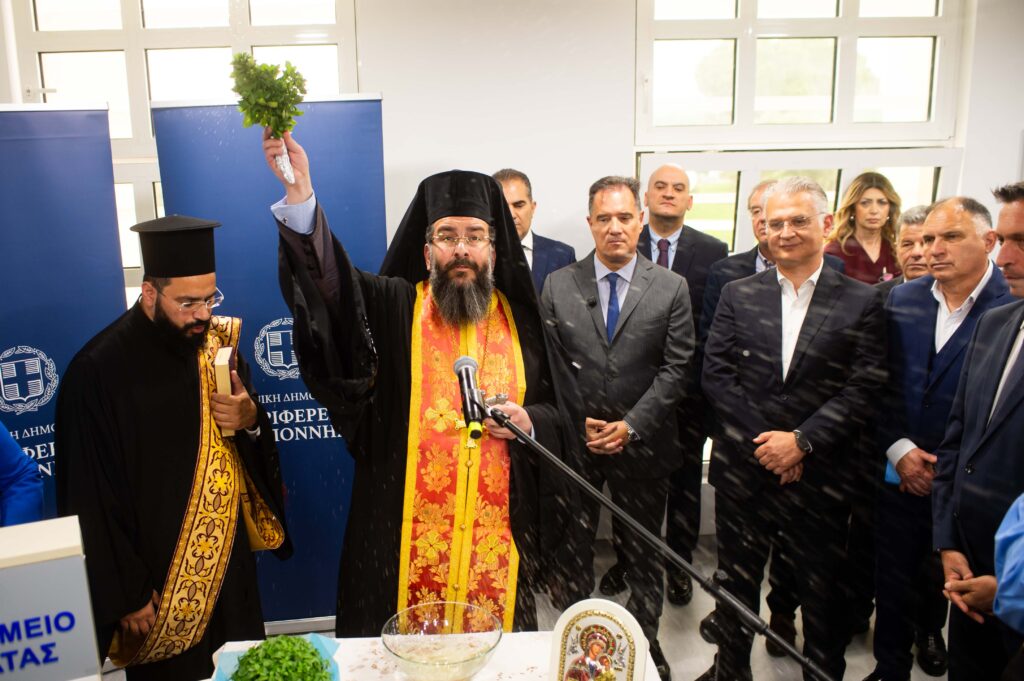 Άδωνις Γεωργιάδης: “Ευχαριστώ τον Μητροπολίτη Μεσσηνίας για το ενδιαφέρον του”