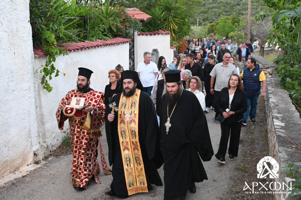 Πανηγυρικός Εσπερινός των Αγ. Κωνσταντίνου και Ελένης στο Ελαιοχώρι Αρκαδίας