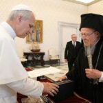 Πρώτη συνάντηση του Οικουμενικού Πατριάρχη με το νέο Πάπα