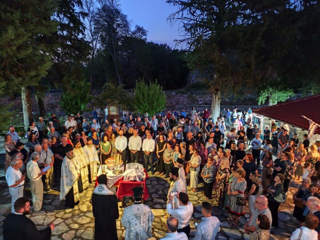 Εσπερινός των Αγίων Δώδεκα Αποστόλων στον Πύργο Ιθώμης Καρδίτσης