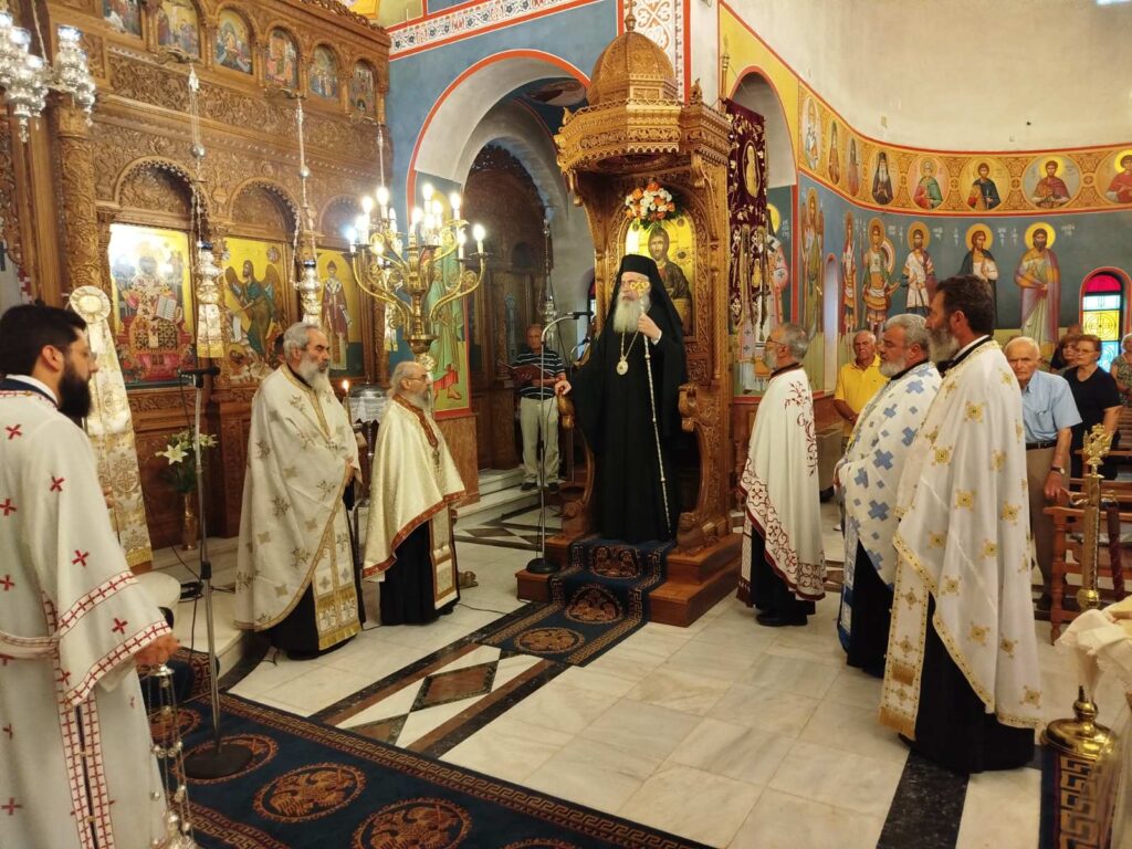 Αρχιερατικός Εσπερινός των Αποστόλων Πέτρου και Παύλου στο Άστρος