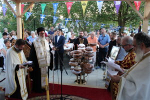 Αρχιερατικός Εσπερινός της Αγίας Κυριακής στη Βαρυμπόμπη