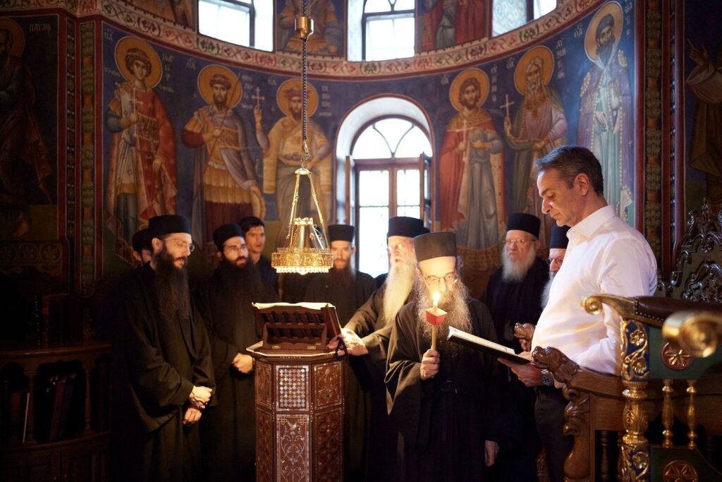 Στην Ιερά Μονή Σίμωνος Πέτρας ο Πρωθυπουργός Κυριάκος Μητσοτάκης