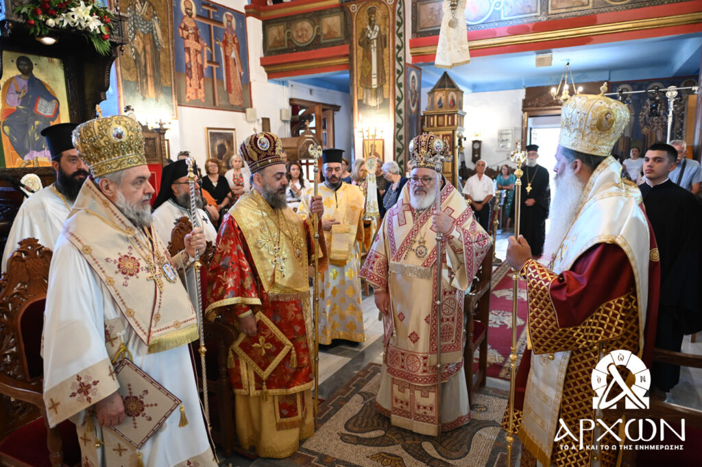 Με λαμπρότητα η Δημητσάνα εόρτασε την Πολιούχο της Αγία Κυριακή