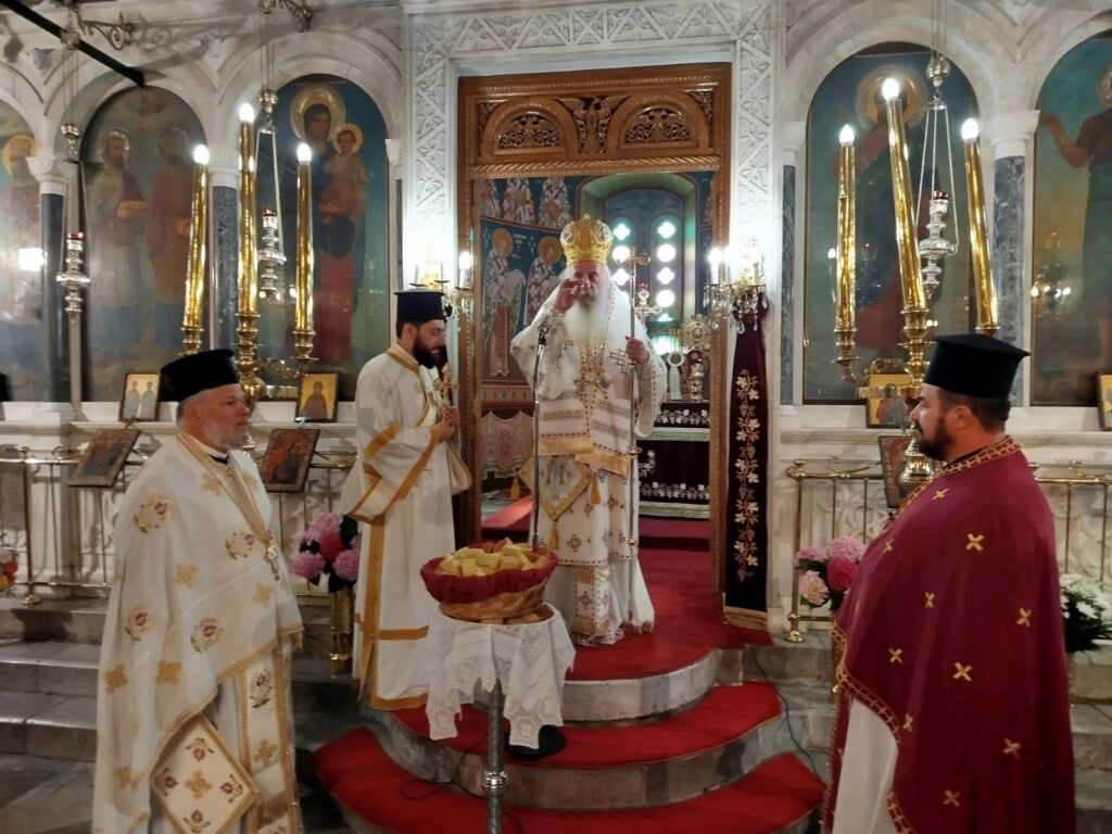 Ο Μητροπολίτης Μαντινείας και Κυνουρίας στον Ι. Ναό Αγ. Αναργύρων Κοσμά Κυνουρίας