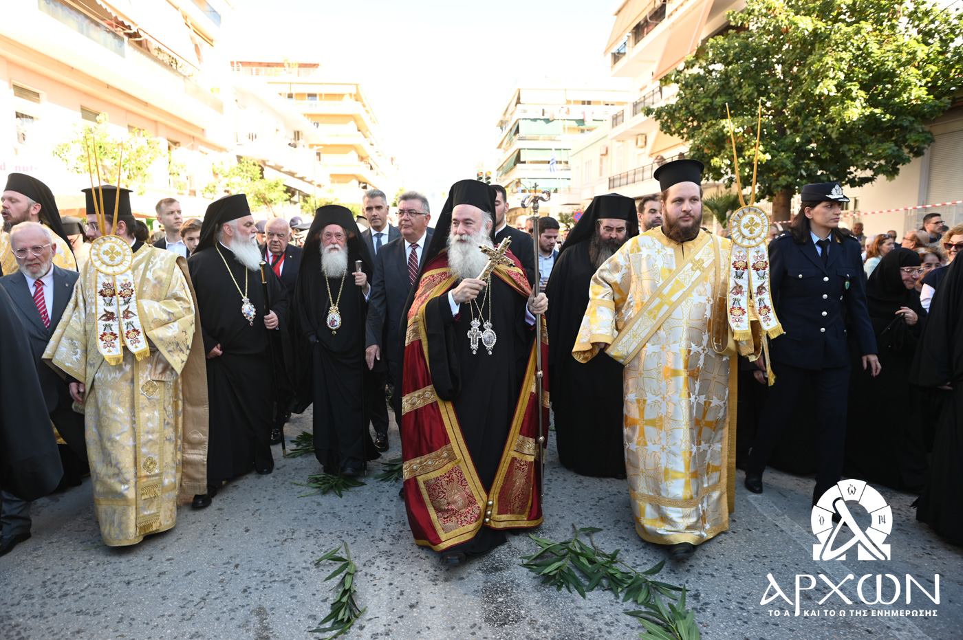 Λαμπρή η ενθρόνιση του νέου Μητροπολίτη Κορίνθου Παύλου