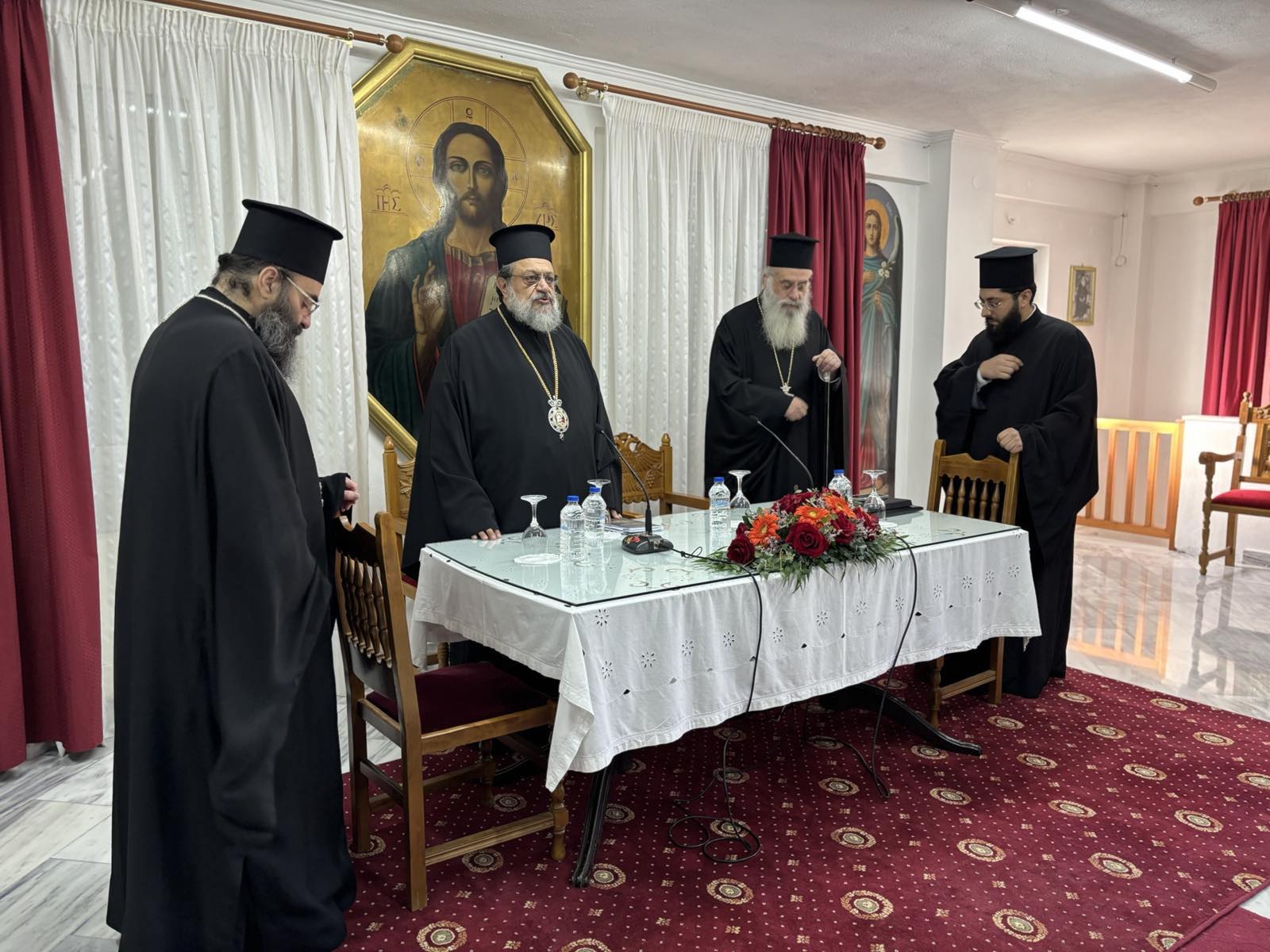 ιερατική σύναξη