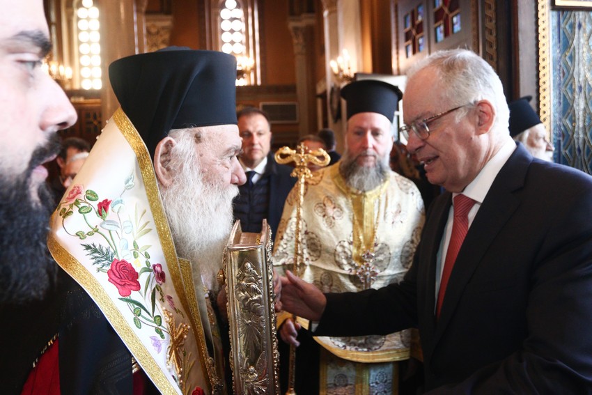 Δοξολογία για τη νέα χρονιά στον Ι. Μητροπολιτικό Ναό Αθηνών