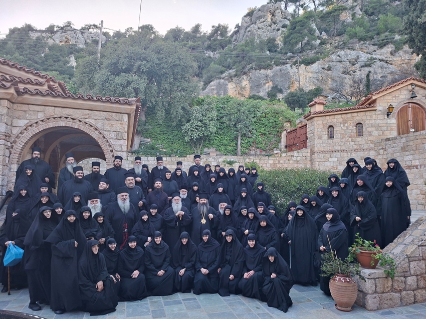 Α΄ Μοναστική Σύναξη στην Ιερά Μητρόπολη Κορίνθου