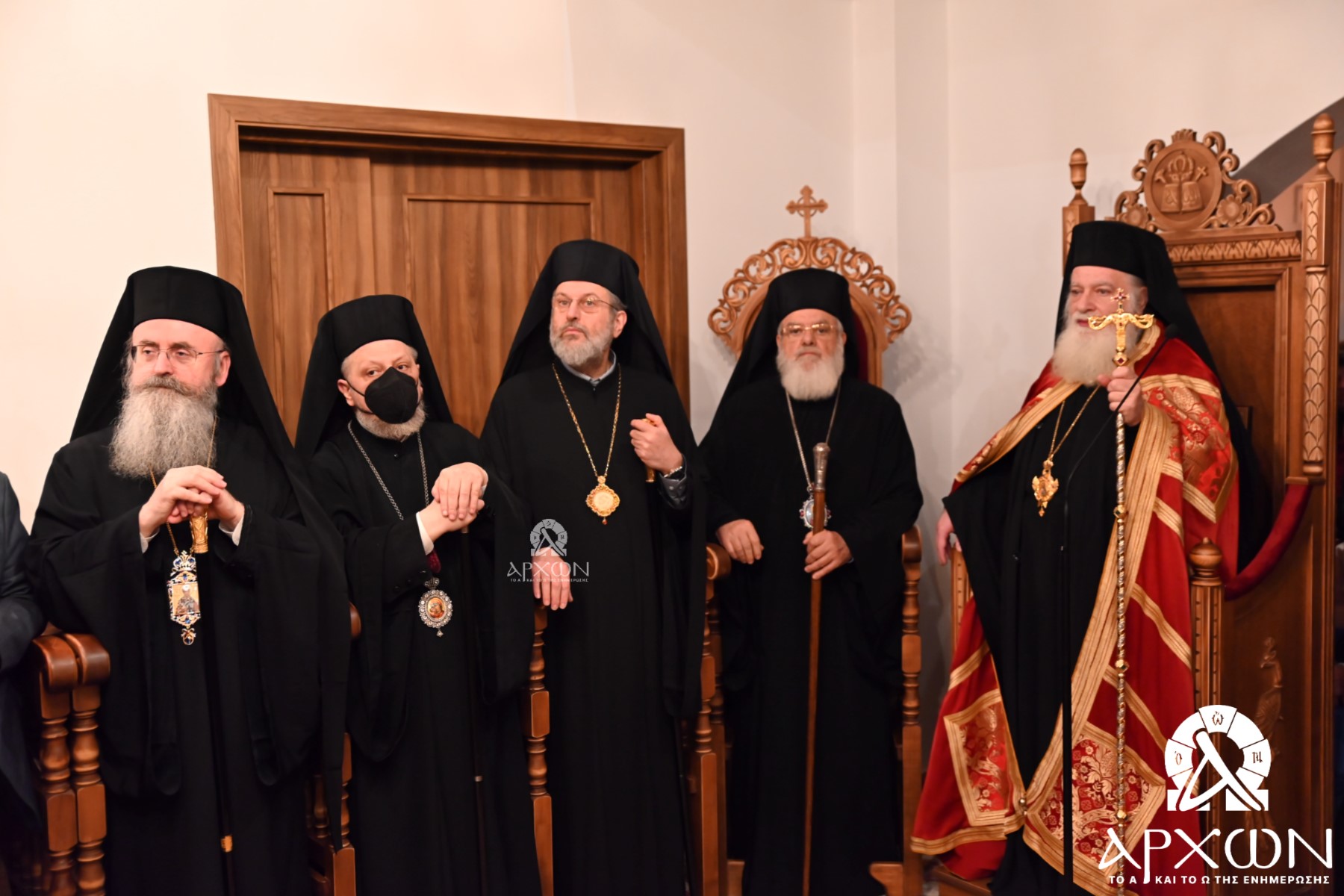 Πολυρχιερατικός Εσπερινός ονομαστηρίων του Μητροπολίτη Περιστερίου