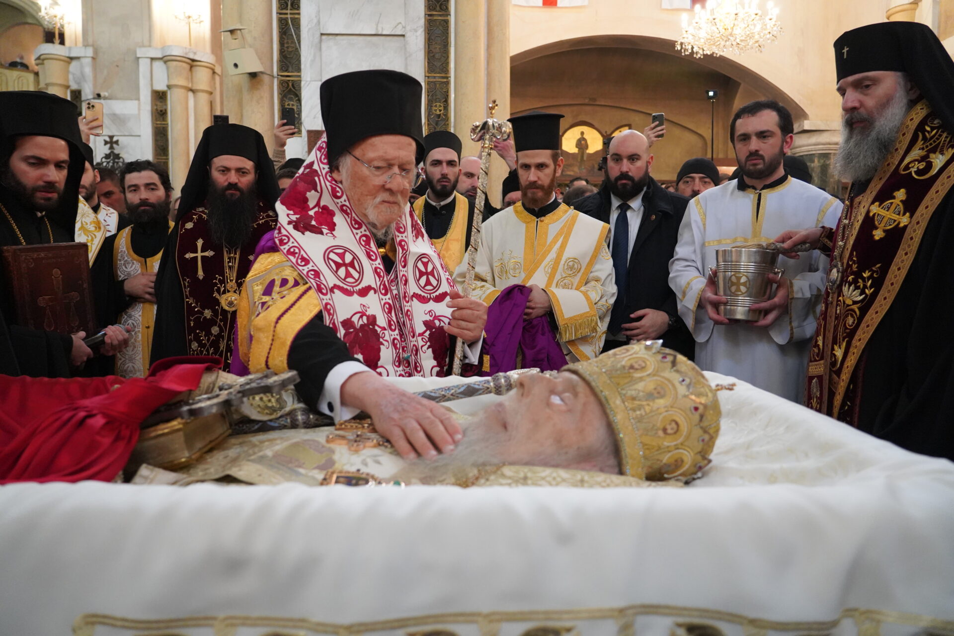 Η Εξόδιος Ακολουθία του Πατριάρχη Γεωργίας Ηλία