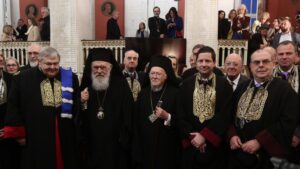Οικ. Πατριάρχης και Αρχιεπίσκοπος στην αναγόρευση του Ευάγγελου Βενιζέλου σε Επίτιμο Διδάκτορα του ΕΚΠΑ 