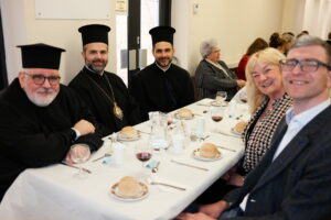 Θεμελίωση Πρεσβυτερίου στο Λούτον