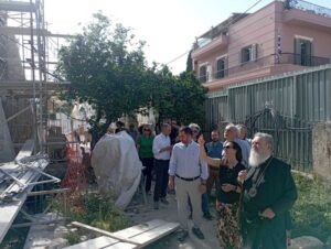 Ο Μητροπολίτης Χαλκίδος με εκπροσώπους της τοπικής Αυτοδιοίκησης στην Αγία Παρασκευή Χαλκίδος
