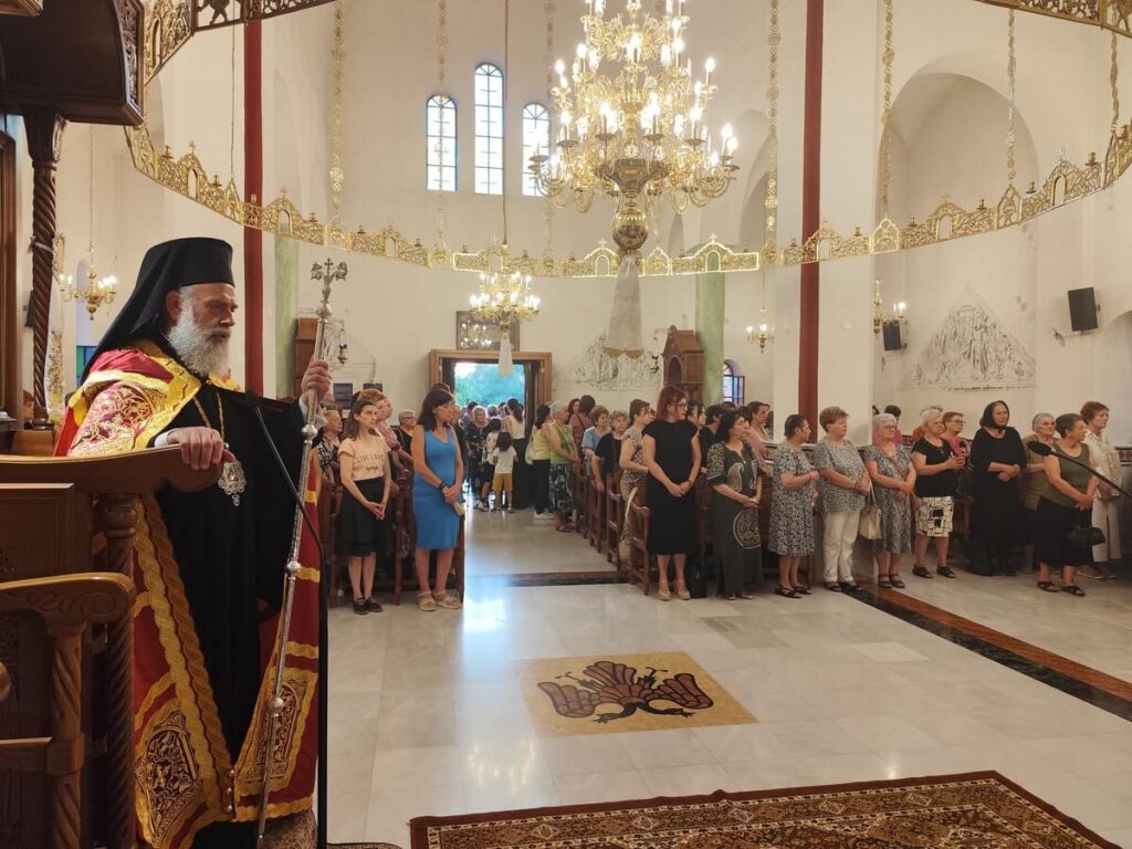 Πανηγυρικός Εσπερινός Συνάξεως των Αγίων Δώδεκα Αποστόλων στην «Κόκκινη Εκκλησιά» Καρδίτσης