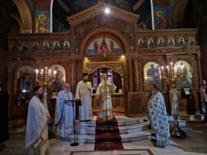 Ο Μητροπολίτης Κορίνθου στον Καθεδρικό Ιερό Ναό Παναγίας Φανερωμένης Χολαργού