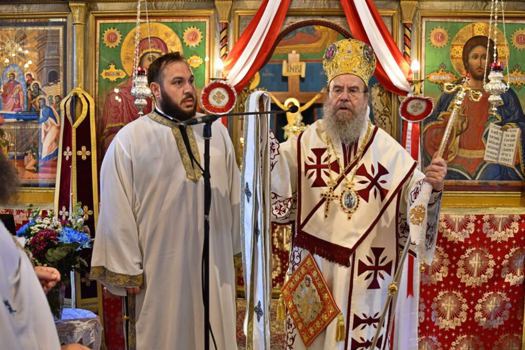 Χειροτονία Διακόνου από τον Μητροπολίτη Ιερισσού