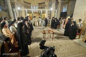 Πολυαρχιερατικός Εσπερινός των Πρωτοκορυφαίων Αποστόλων Παύλου και Πέτρου στη Βέροια