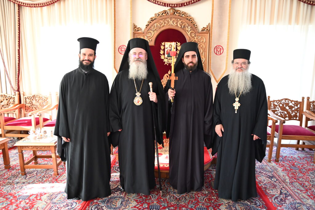Κουρά μοναχού στην Ιερά Μητρόπολη Περιστερίου
