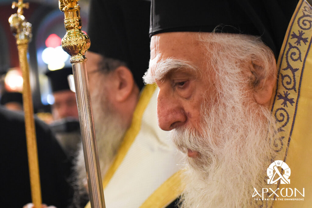 Ν. Σμύρ­νης Συμεών για μισθούς Μητροπολιτών: “Η συγ­κε­κρι­μέ­νη δι­ά­τα­ξη να απο­συρ­θεί! Όχι κι άλ­λος δι­α­συρ­μός!”  