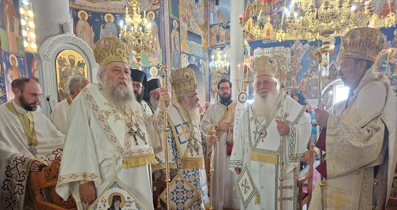 Πανηγυρική Θεία Λειτουργία στην γενέτειρα του Αγίου Νικοδήμου του Αγιορείτου