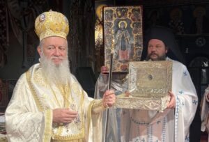 Στο θρονί της η Πολιούχος της Χαλκίδος Αγία Παρασκευή