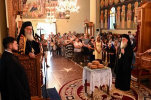 Δισαρχιερατικός Εσπερινός για την Παναγία Τριχερούσα στη Φοινικούντα Μεσσηνίας