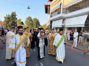 Με λαμπρότητα η υποδοχή της Τιμίας Κάρας του Αγίου Παρθενίου στο Λιτόχωρο Πιερίας 
