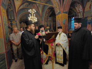 Ο Μητροπολίτης Κορίνθου στις Ι. Παρακλήσεις προς την Υπεραγία Θεοτόκο