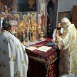 Αρχιερατική Θεία Λειτουργία στον Ι. Ναό Κοιμήσεως της Θεοτόκου Μανικίων – Κύμης