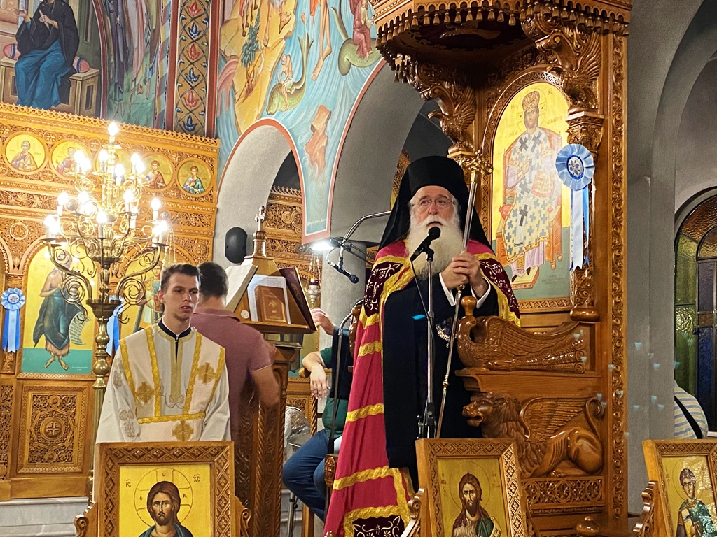 Δημητριάδος: “Δώστε στα παιδιά σας και στα εγγόνια σας τον Χριστό!”