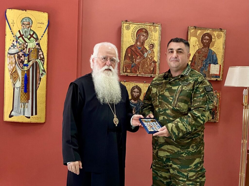 Επίσκεψη του νέου Δ/κτού του 304 ΠΕΒ στον Μητροπολίτη Δημητριάδος